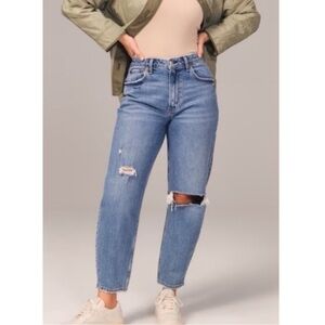 Abercrombie & Fitch Curve Love High Rise 80s Mom Jean - Medium Destroy - Size 28